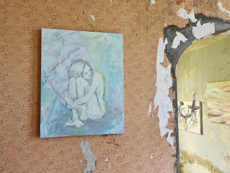 wenn das bild an der wand hängt